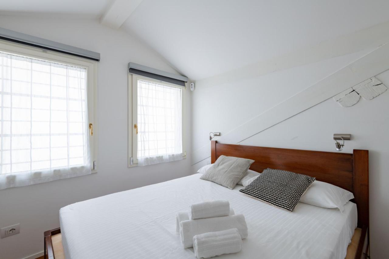 Milano Apartments Voghera 外观 照片